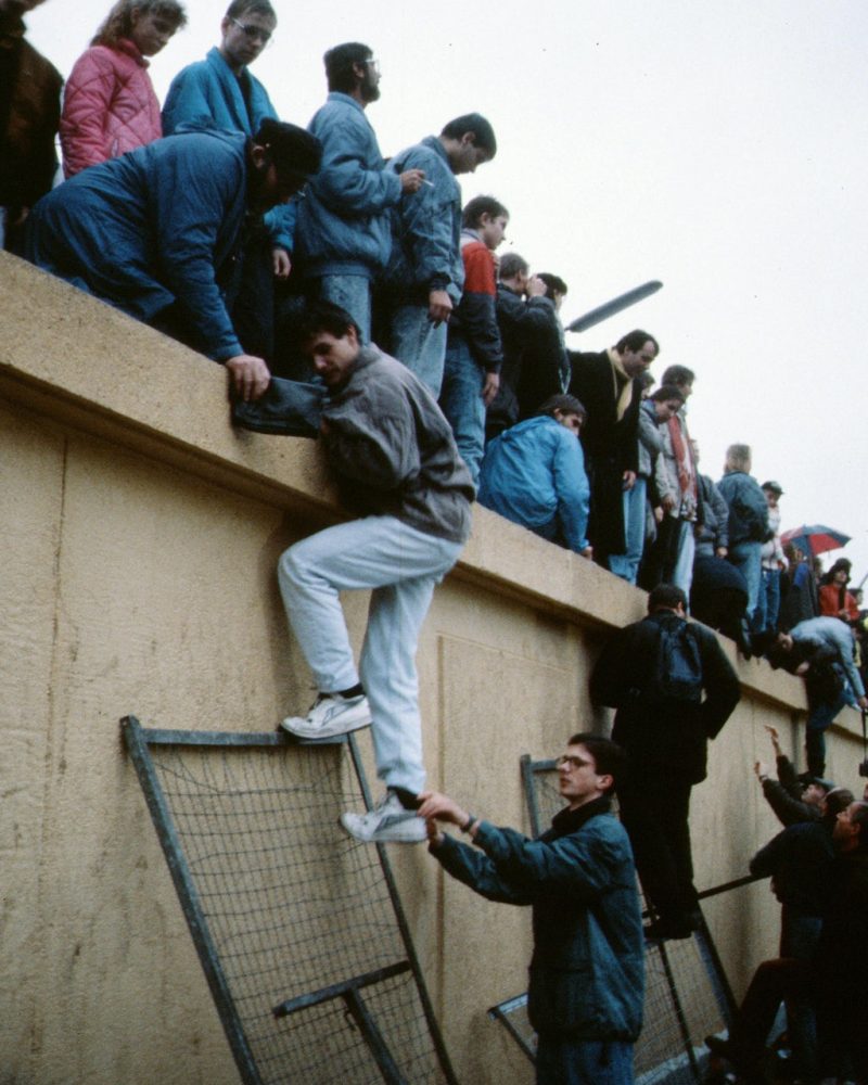 berlinmurens-fald-mennesker